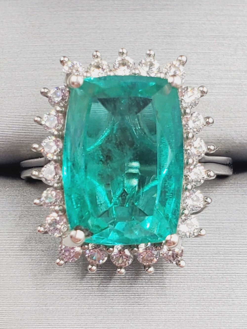 Emerald Green Quartz & Zircon Platinum - 925 Sterling Silver Ring